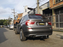 Cargar imagen en el visor de la galería, BMW X3 2018-2023 - Tiro de Arrastre Easy Hitch
