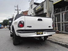 Cargar imagen en el visor de la galería, FORD F-150 1997-2005 - Tiro de Arrastre Easy Hitch
