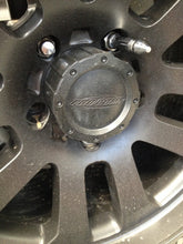 Cargar imagen en el visor de la galería, Ford Ecosport - Defender
